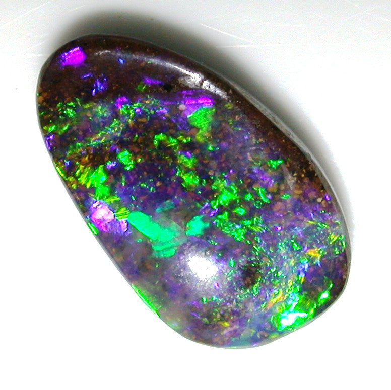 Green  solid boulder opal