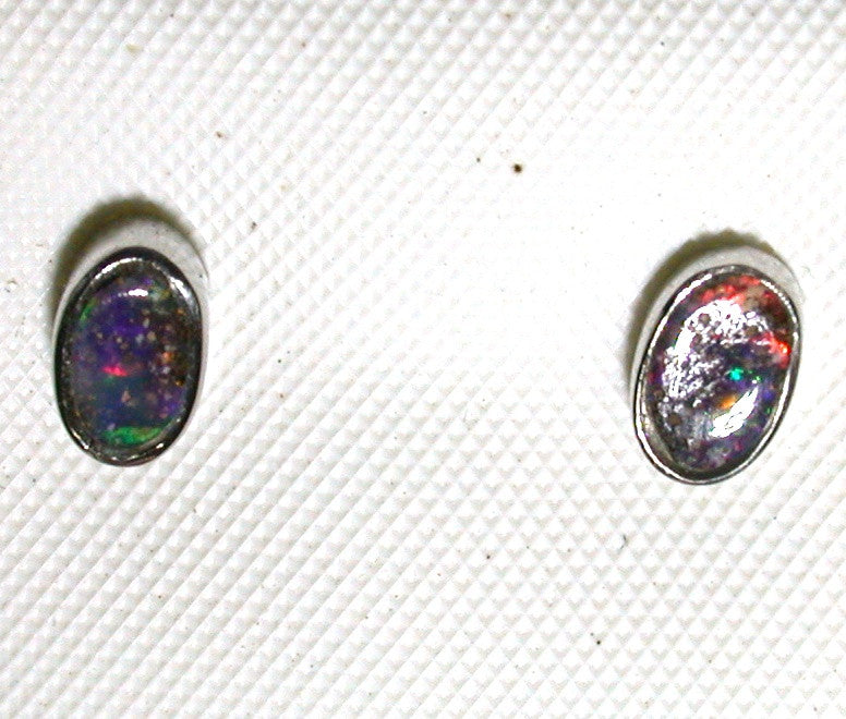 Red green solid boulder opal studs earrings