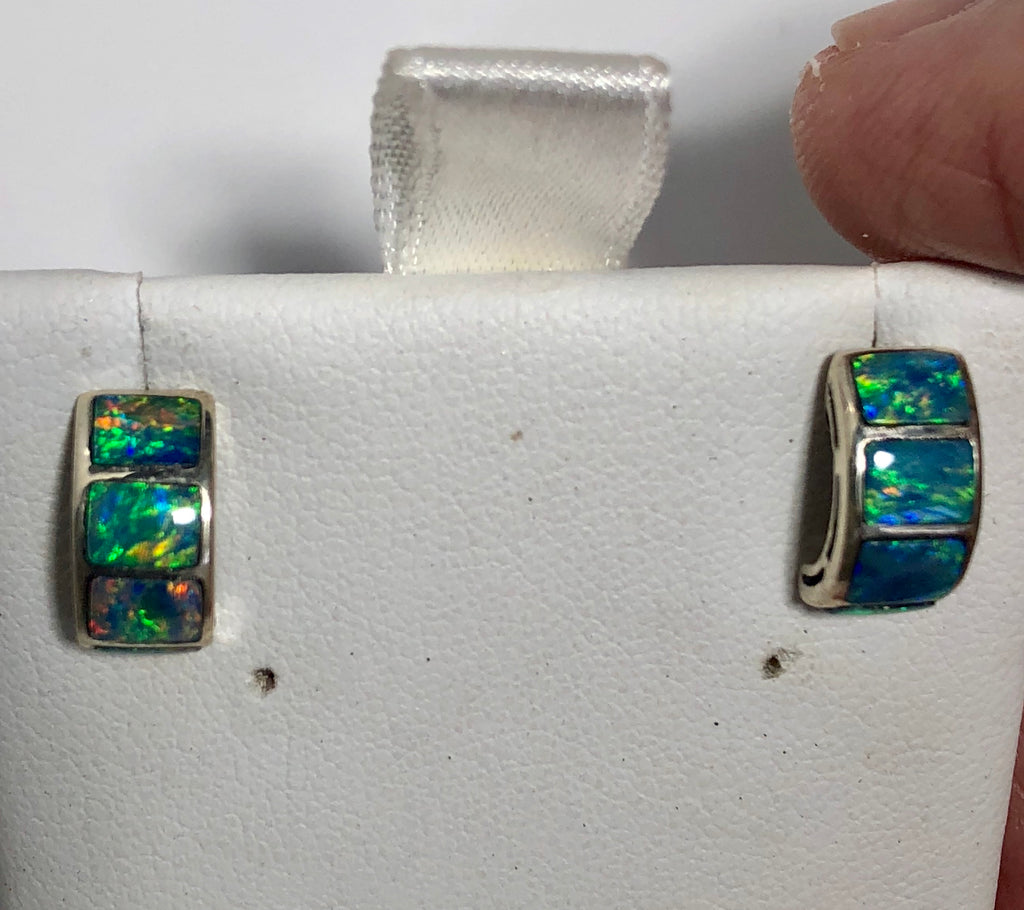 Bright crystal opal inlay stud earrings